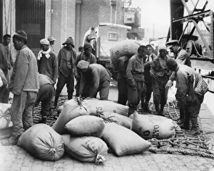 Oats Prints: Boulogne Docks 1917
