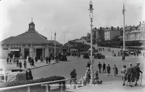 Approach Prints: Bournemouth Pier Approach