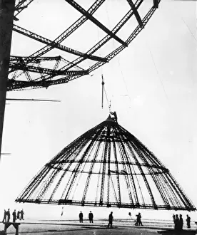 Lifted Prints: The bow framework of Graf Zeppelin II LZ 130 being lifted