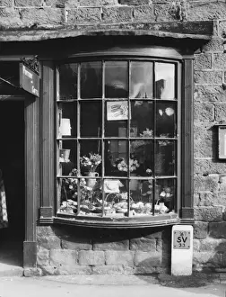 Fronted Prints: Bow-Fronted Shop Window