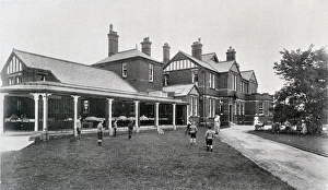 Images Dated 7th September 2015: Bradstock Lockett Hospital Home, Southport