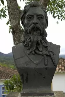 Silva Gallery: BRAZIL. Tiradentes. Statue of the leader Joaquim