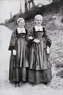 Images Dated 28th August 2018: Breton women at Huelgoat, Brittany, Northern France