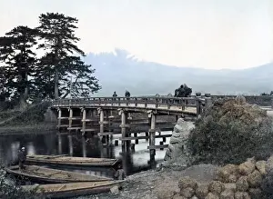 Tokaido Prints: Bridge and boats at Suzukawa on the Tokaido, Japan, circa 18