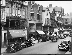 Features Gallery: Bridge Street / Chester