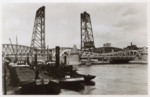 Images Dated 16th May 2017: The Bridges over a side branch of the River Mause, Rotterdam