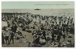 Brighton / Crowded Beach