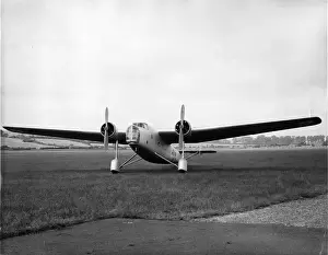 Bristol Bombay first prototype K3583 Head-on view