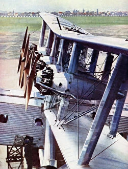 Airliner Collection: Four Bristol engines of Imperial Airways Airliner Scylla
