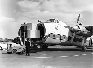 Venture Prints: Bristol Freighter 32 G-AOUU Venture of Channel Air Bridge