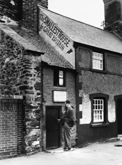 Britains Smallest House