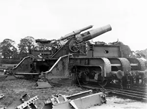 Mounting Prints: British 12 inch Howitzer on railway mounting, WW1