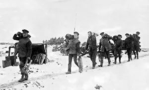 British artillerymen carrying shells, Western Front, WW1