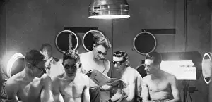 Sunglasses Prints: British athletes undergoing light therapy before Olympics