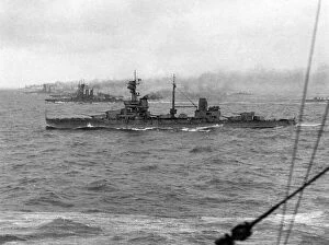 Images Dated 20th September 2011: British battleships at sea, including HMS Agincourt, WW1