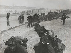 British Beach-Head Photograph Hailed as ?War?s Greatest?
