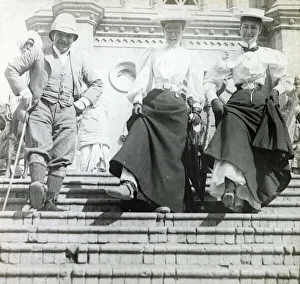 Boater Gallery: British colonial group in India, japes on steps