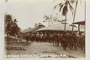 Images Dated 18th July 2016: British entering Dar-es-Salaam, East Africa, WW1