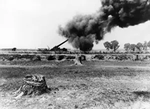 Stumps Prints: British heavy gun in action, Somme area, WW1