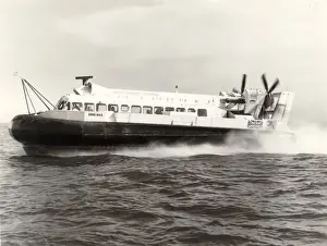 Hovercraft Prints: British Hovercraft Corporation SRN6 Mk6, GH-9001