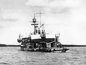 Severn Prints: British monitor HMS Severn, WW1