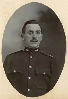Inniskilling Prints: British soldier in uniform, c. 1911