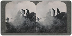 Travels Collection: British soldiers during gas attack, Thiepval, WW1