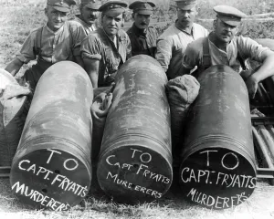 Murderers Prints: British soldiers with three large shells, WW1