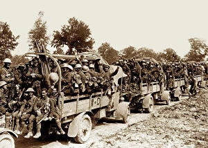 Troop Collection: British Troops going to the Front WW1