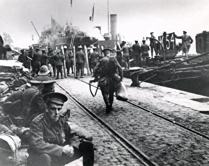 Images Dated 2nd December 2011: British troops with stakes and fascines, Salonika, WW1