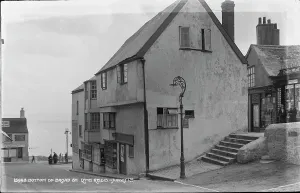 Lyme Prints: Bottom of Broad Street, Lyme Regis