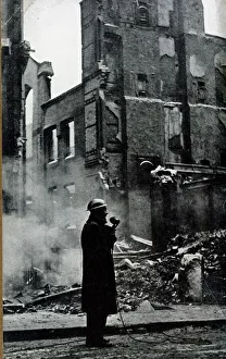 Microphone Prints: Broadcasting soon after an air raid, WW2