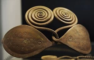 Goldsmith Gallery: Bronze Age. Belt ornaments. 700-500 A.C. National Museum of