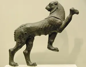 Metallic Prints: Bronze statue of a lion rampant. Second half of 6th century