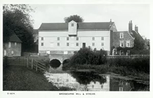 Hertfordshire Gallery: Broxbourne Mill and Stream