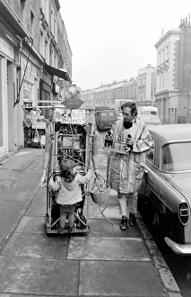 Images Dated 18th September 2015: Bruce Lacey, performance artist