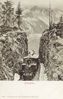 Images Dated 6th April 2011: Brunigbahn Railway - Switzerland