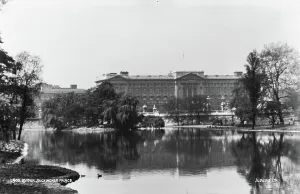 Nearby Prints: Buckingham Palace