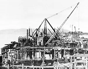 Forth Prints: Building the Forth Railway Bridge - Cantilever