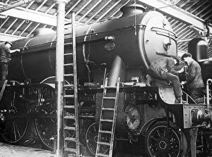 Lner Collection: Building an LNER Pacific Steam Locomotive possibly 1930s