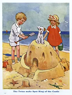 Spade Prints: Building a sand castle