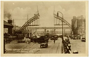 Jan16 Collection: The Building of the Tyne Bridge - Newcastle-upon-Tyne (3 / 4)