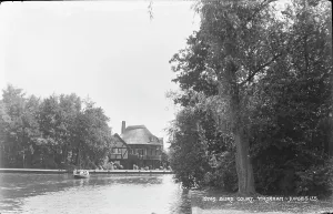 Bure Prints: Bure Court, Yroxham