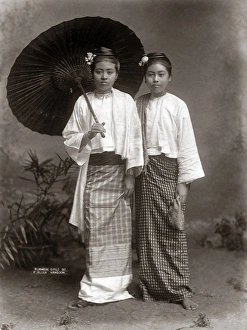 Burmese Collection: Burmese girls with parasol, Burma (Myanmar) circa 1890