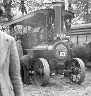 Operated Prints: Burrell General purpose Tarction engine TA369 Red Gauntlet