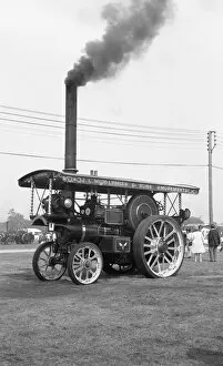 Images Dated 22nd July 2020: Burrell Showmans Road Locomotive 3555, The Busy Bee