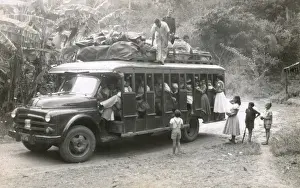Grande Prints: Bus full of people, Bom Retiro do Sul, Brazil