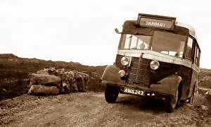 Tarbert Prints: Bus to Tarbert, Scotland