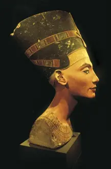Bust of Nefertiti. s. XIV BC. 19th Dynasty. Polychromatic