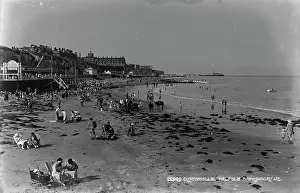 Cliftonville Prints: Busy Day at Cliftonville Beach